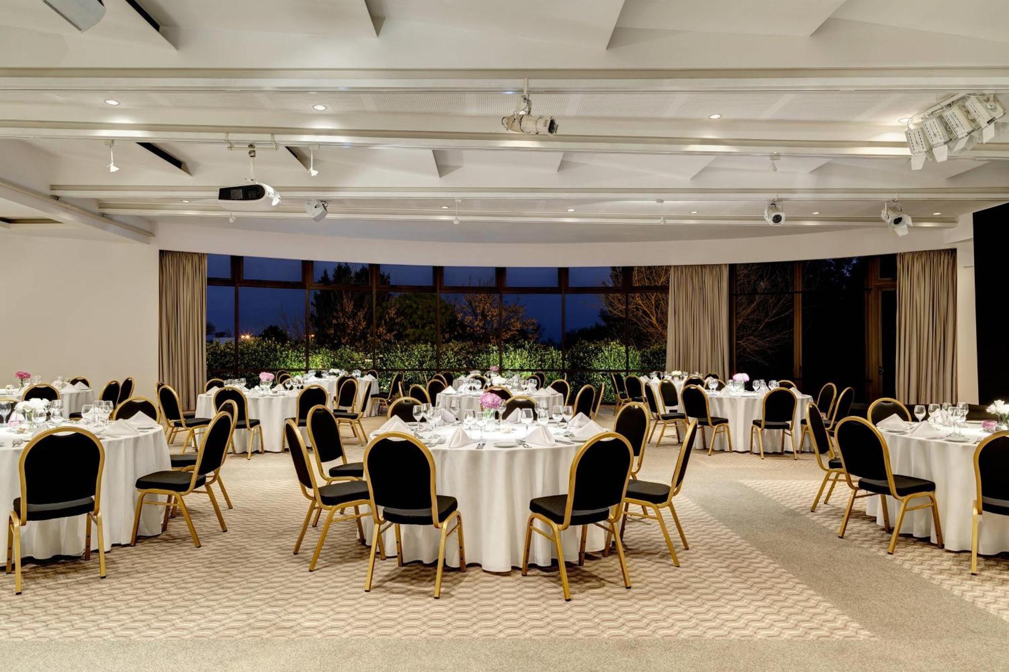 Sheraton Colonia Golf & Spa Resort Colonia del Sacramento Exterior photo The Westin Palace, Madrid