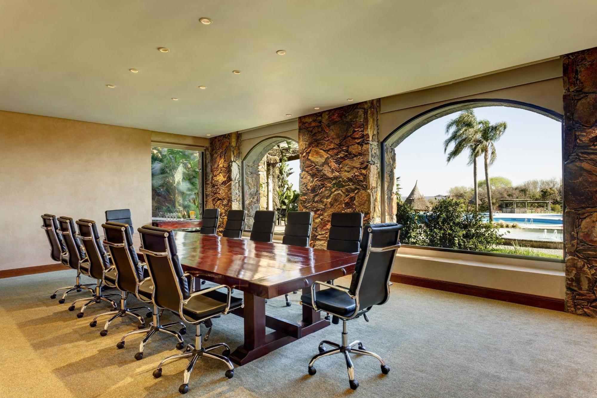 Sheraton Colonia Golf & Spa Resort Colonia del Sacramento Exterior photo Boardroom at the Arizona Inn