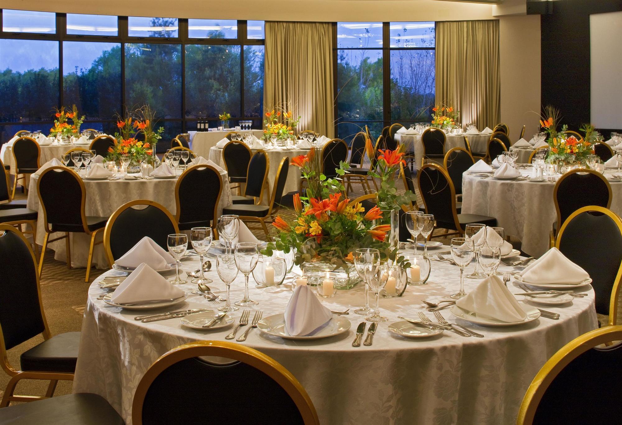 Sheraton Colonia Golf & Spa Resort Colonia del Sacramento Exterior photo The ballroom at the Westin